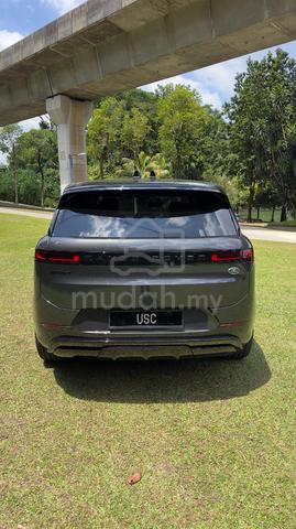 2022 Range Rover Sport D300 Dynamic Se - 1