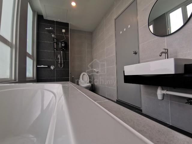 (ROOM FOR RENT) King Suite (Room 1) at D’ Festivo Residences, Ipoh 1