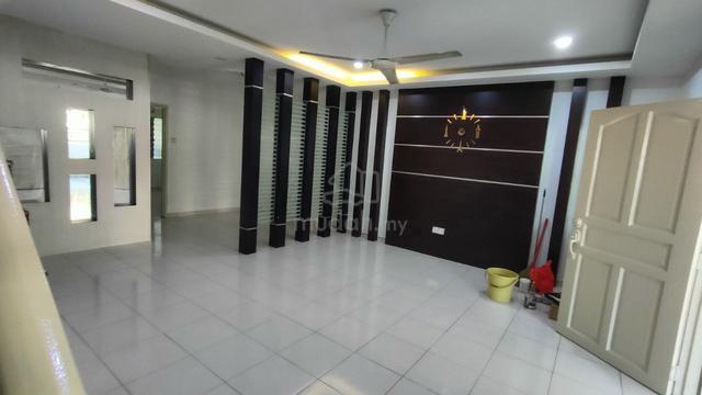Double Storey Renovated Seremban 2 Gated Guarded 1