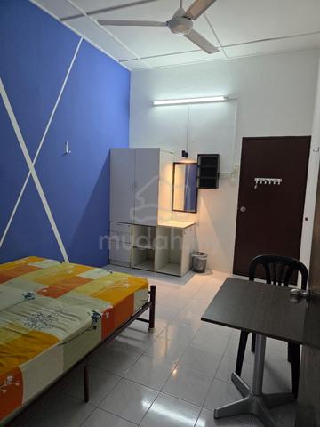 Bilik sewa Flat dekat MRT sentul West 1