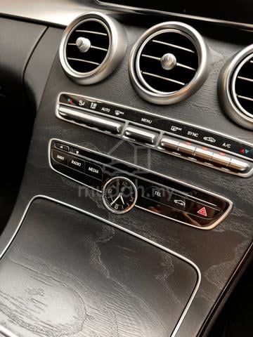 2017 C200 Mercedes Benz C Class - 4