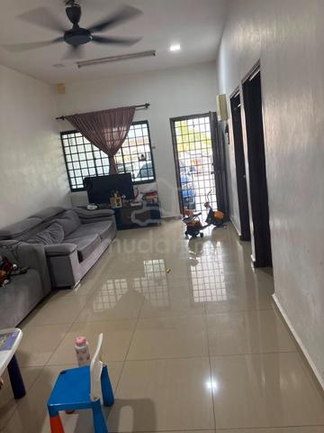 Johor Jaya Single Storey House (Unblock View (Fully Furnished) 1