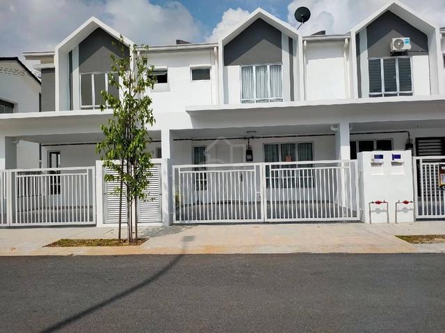 Rumah Sewa 2 Tingkat Near Bandar Enstek 1