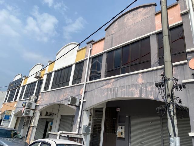 Shoplot @ Taman Damai Utama, Bandar Kinrara BK6 Puchong for RENT 1