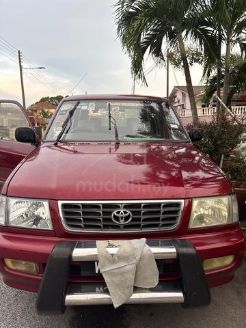2001 Toyota UNSER 1.8 GLI FACELIFT (M) - 3