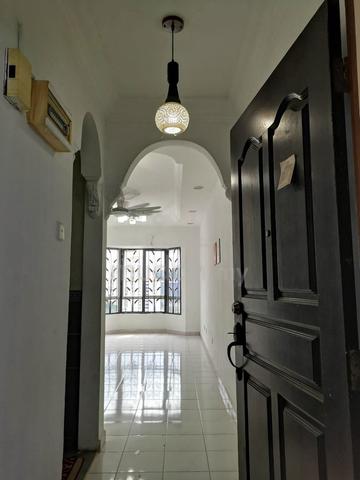 Flat Taman Bukit Angkasa 1