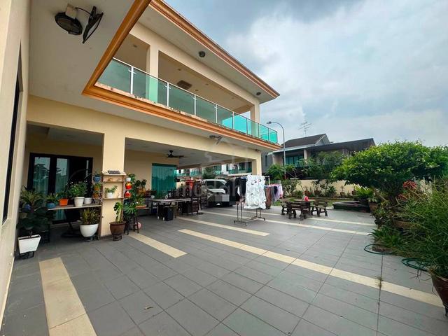 Tmn Mutiara Rini Double Storey Cluster House 5bed Renovated Skudai JB 1