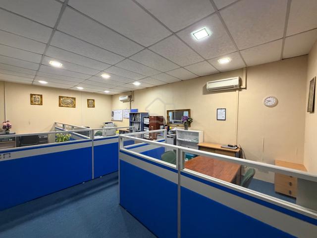 BERTAM KEPALA BATAS 1ST FLOOR OFFICE READY PARTITION FOR RENT Nr LOTUS 1