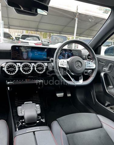 [SALE] 2021 Mercedes Benz A180 AMG - 16K KM FULOAN - 5