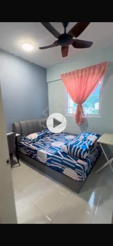 IDEAL Residency Chinese Male Middle Room NO CARPARK 1