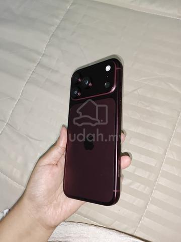 iphone 18 pro max 256gb defect - photo 2 of 3