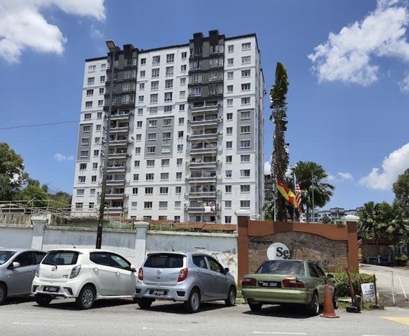 Pangsapuri Seri Pinang (Seri Kembangan) 1