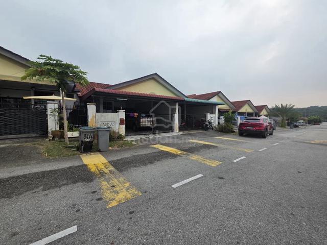 Facing Open Single Storey Terrace @ Taman Intan Duyung, Port Dickson 1
