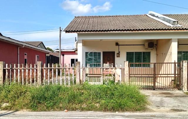 CORNER, Teres Setingkat, SAMARINDAH BARU 1