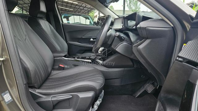 Peugeot 2008 1.2 (A) F/SVC RECD U/WARANTY PWR BOOT - 5