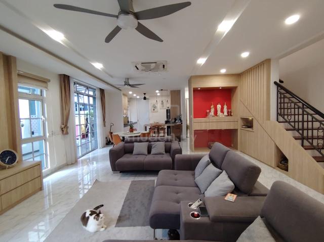 Double Storey cluster house for rent@eco spring 1