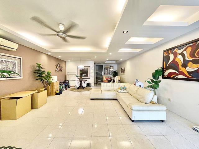 BOLEH FULL LOAN ✨ CANTIK 2 Storey Bandar Nusaputra Puchong near Cyber 1