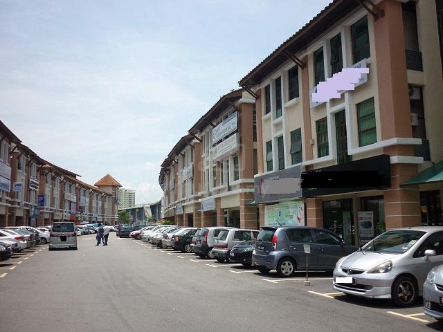 Bayan Bay Ground Floor Unit, Shop to Shop Facing 1