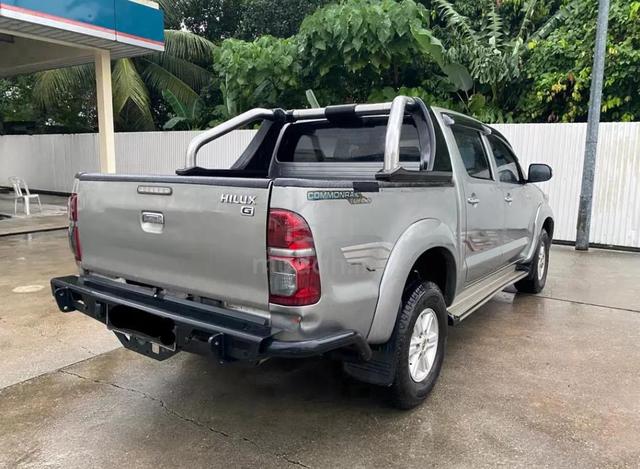 2013 Toyota HILUX 2.5 G VNT FACELIFT (A) - 4