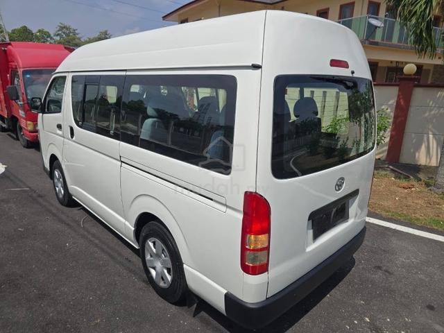 Toyota HIACE 2.5 KDH200 WINDOW VAN HIGH ROOF - 4