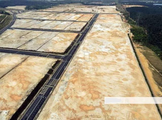 Banting Facing Mainroad 9.5 Acre Converted Industrial Land Olak Lempit 1