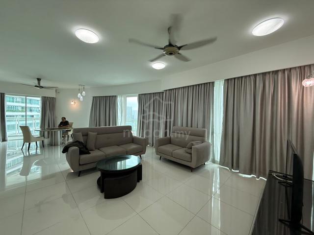 Gurney Paragon 1