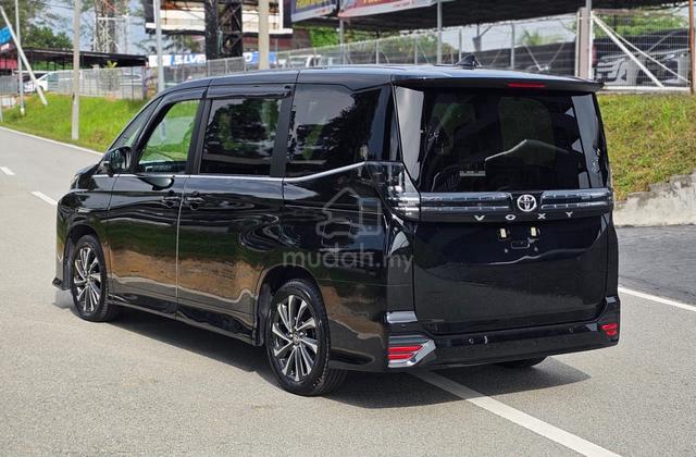2024 Toyota VOXY 2.0 S-Z (A) - 4