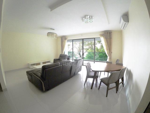 The Bay Residences 1