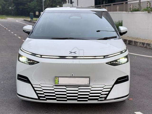 2025 Xpeng X9 LONG RANGE 2WD PRO (A) 5 YEARxp WRTY - 2