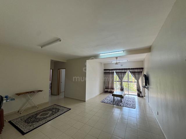 E-Mass Villa Apartment Salak Tinggi 1