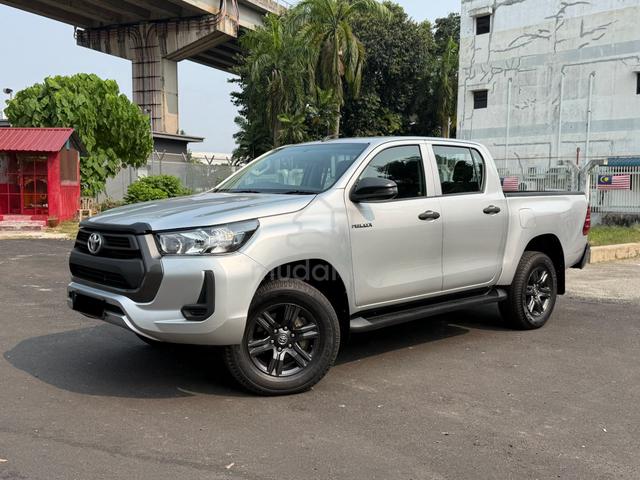 2024 Toyota HILUX 2.4 E (A) LOW MILEAGE - 1
