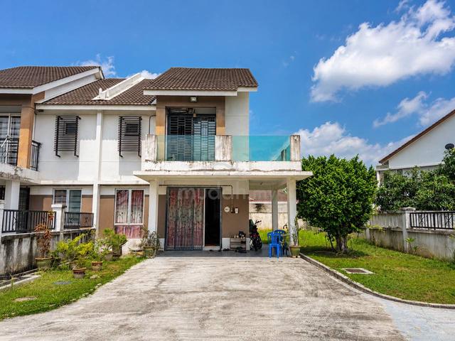 END LOT Double Storey Link Semi D House Nusa Suria 1