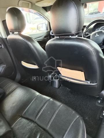 Mitsubishi Attrage 1.2 Auto SE - 5