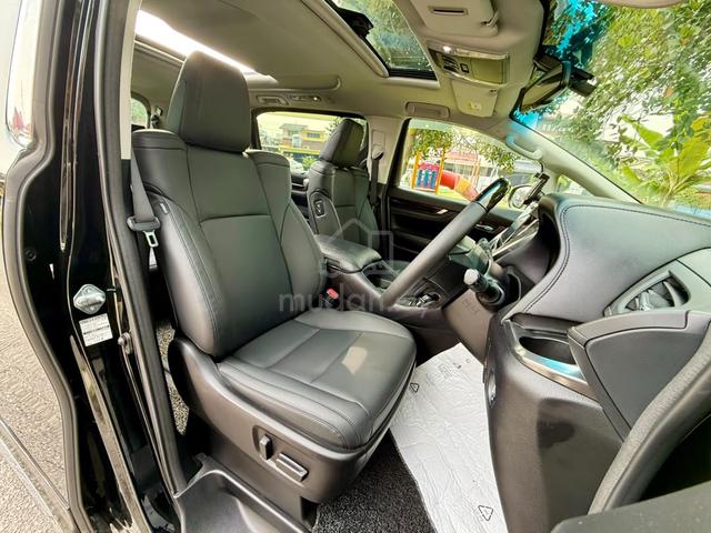 ON THE ROAD 2017 Toyota ALPHARD 2.5 2.5 SC (A) - 5