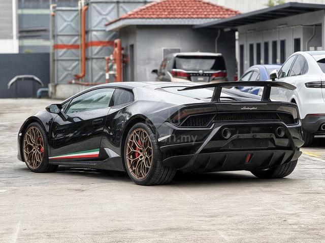 2018 Lamborghini Huracan Performante LOW MILEAGE - 2