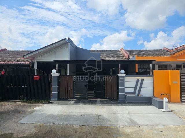 Taman Universiti Skudai End Lot Single Storey Fully Renovated 1