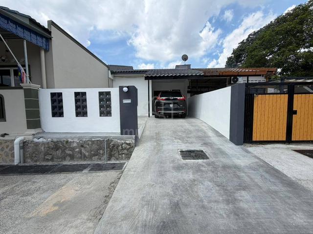 RUMAH CANTIK Single Storey Taman Senawang Indah, Seremban for Sale 1