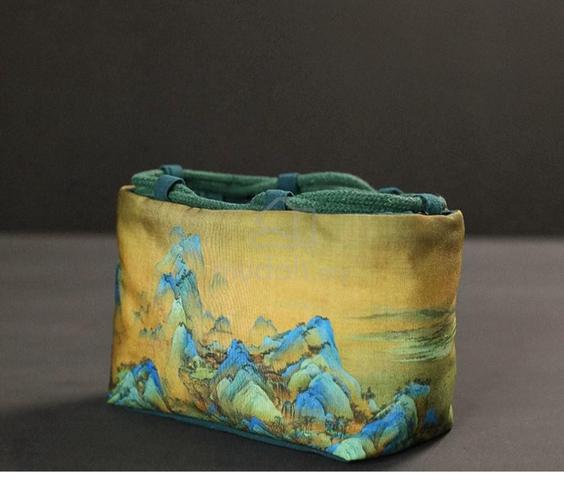 Carousel Image