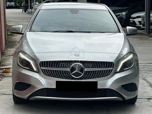 2015 Mercedes Benz A-CLASS 1.6 200 BLUEEFCY (CBU) - 2