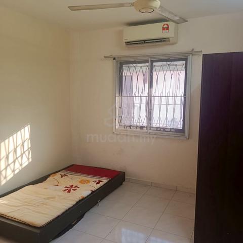 Double Storey End Lot For Sales @ ONG KIM WEE 1