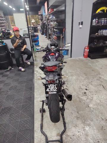 Carousel Image