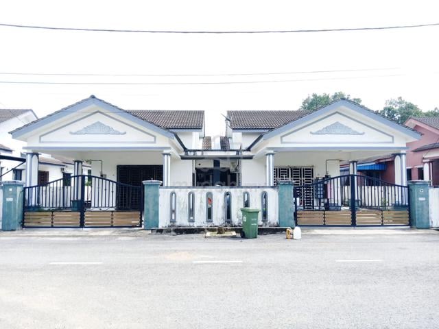 [ BAWAH HARGA PASARAN ] RUMAH SEMI - D TAMAN MELUR ROMPIN FOR SALe 1