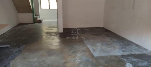 2 sty cluster house solok kampung jawa , bayan baru 1