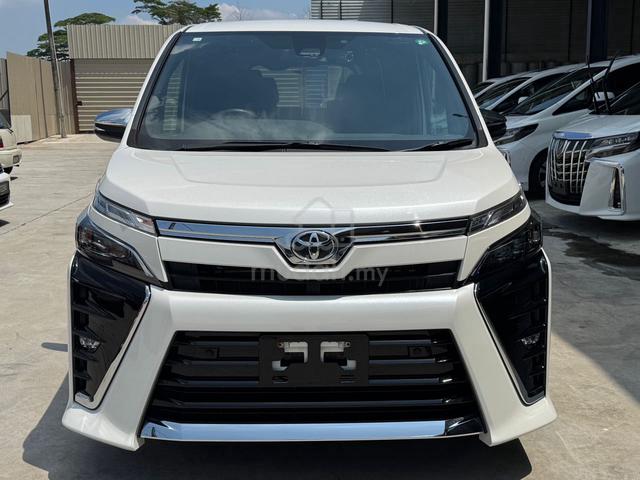 2021 Toyota VOXY 2.0 ZS KIRAMEKI III (A) - 2