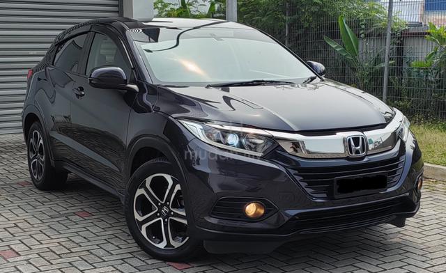 Honda HR-V 1.8 E REVERSE CAM KEYLESS PUSH START - 2