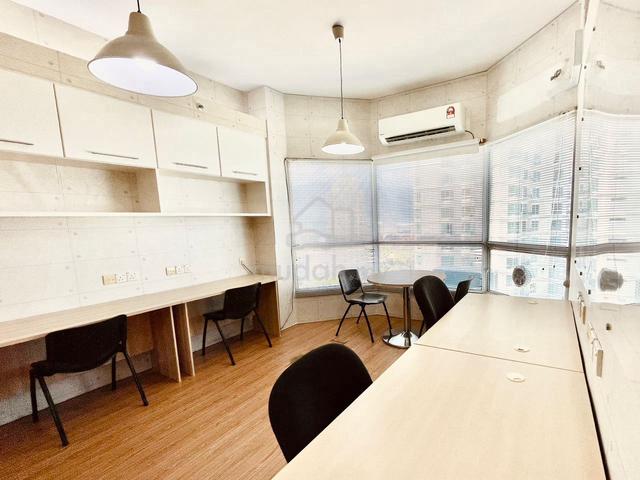 Office Space Full Renovated & Furnished in Gurney tower, Georgetown 1