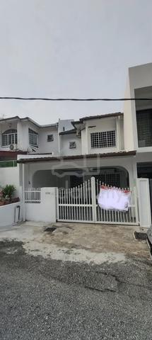 TAMAN SRI GOMBAK BATU CAVES TWO STOREY TERRACE For RENT 1