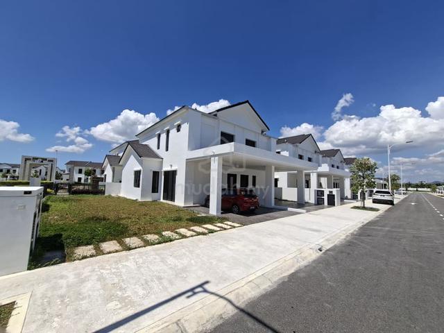 Eco Horizon Semi D with Fully Furnished 1