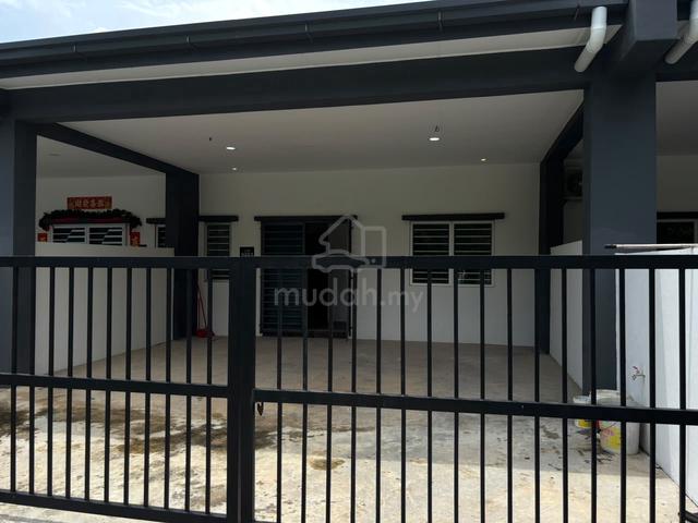 Single Storey Intermediate House For Rent📍Stakan Mewah, Near Batu 7 1