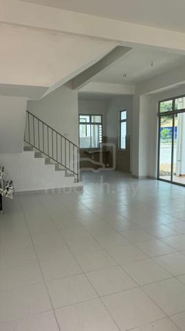39x65 Corner Pulai Mutiara 2.5 Storey New House Condition 1
